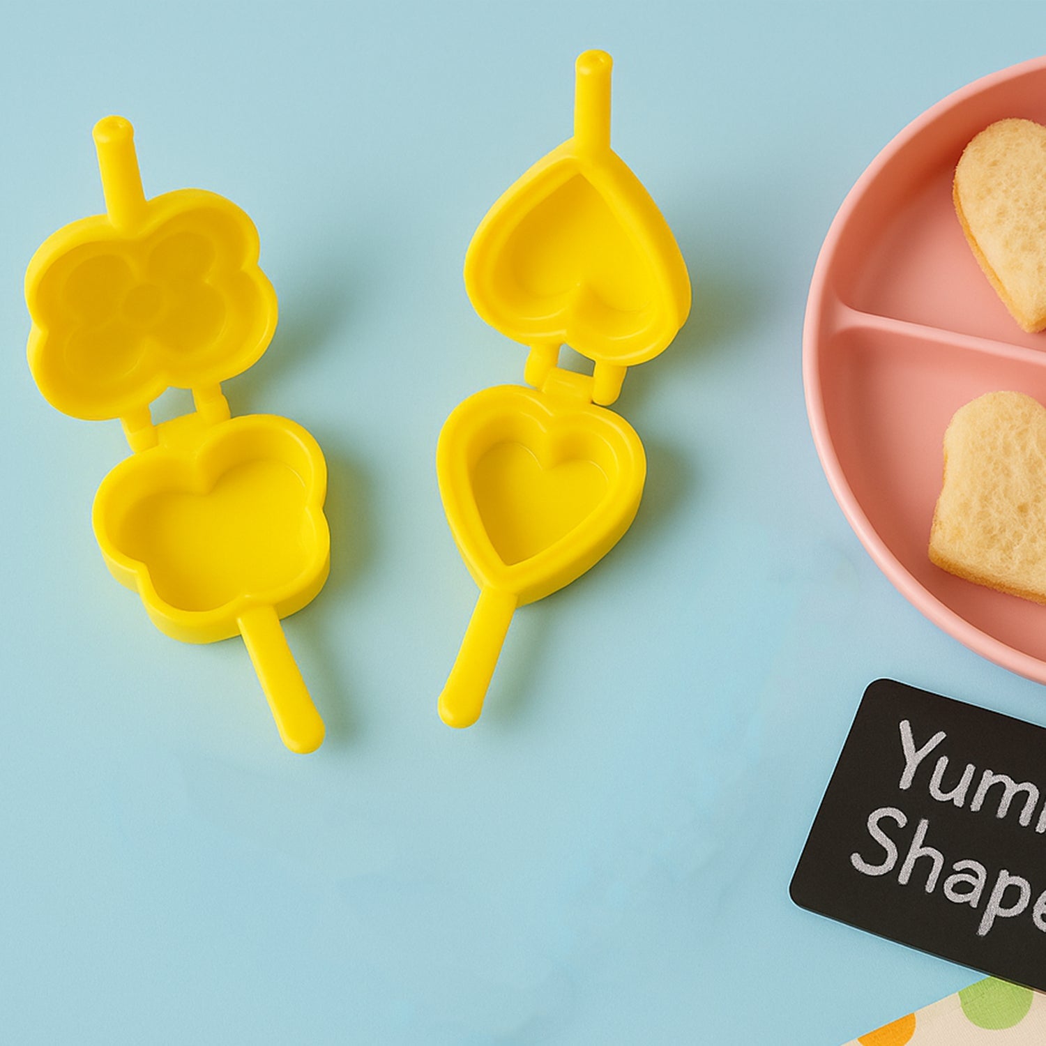 Assorted Plastic Cookie Cutter Moulds Assorted Plastic Cookie Cutter Moulds